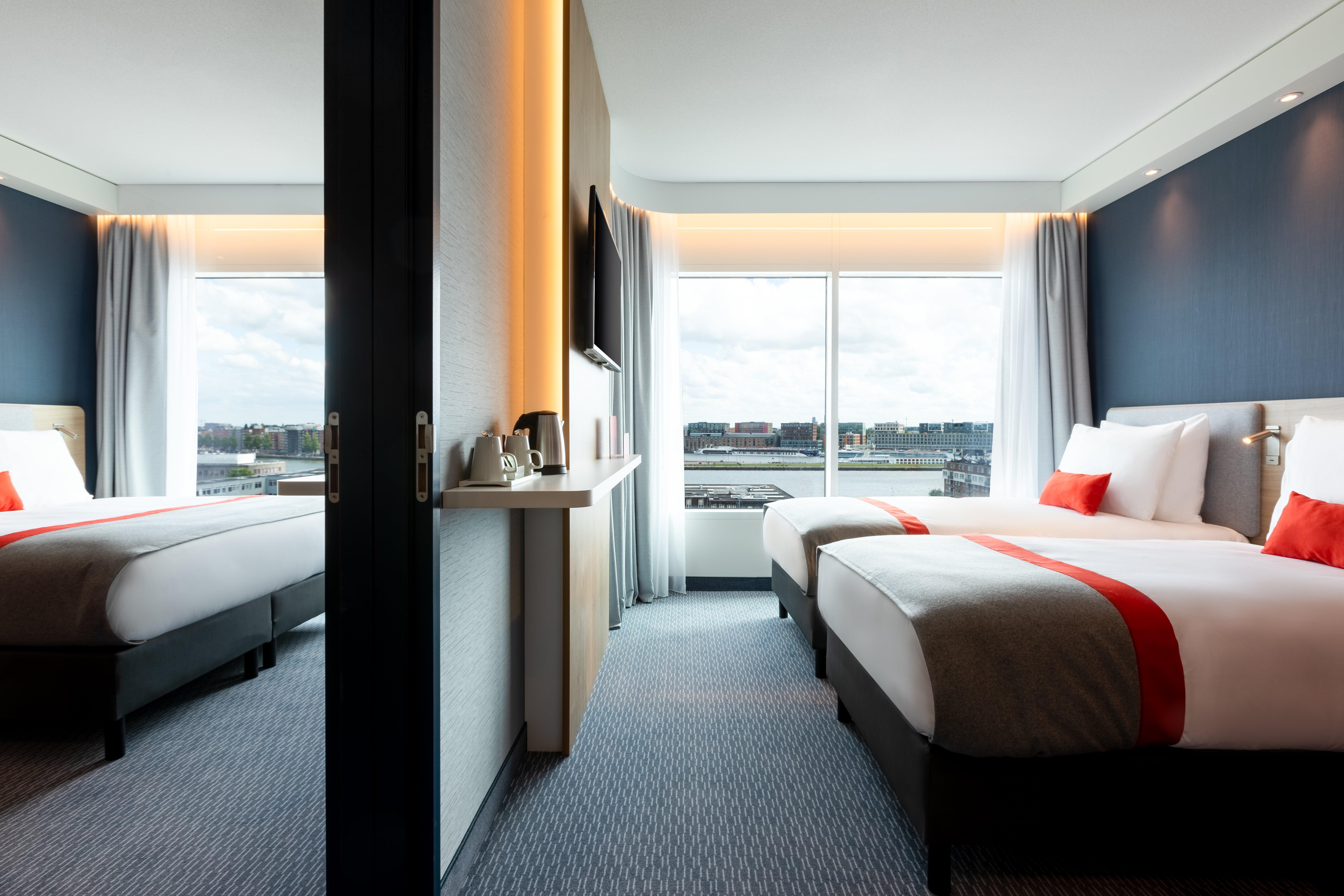 Holiday Inn Express Amsterdam - North Riverside, An Ihg Hotel Dış mekan fotoğraf